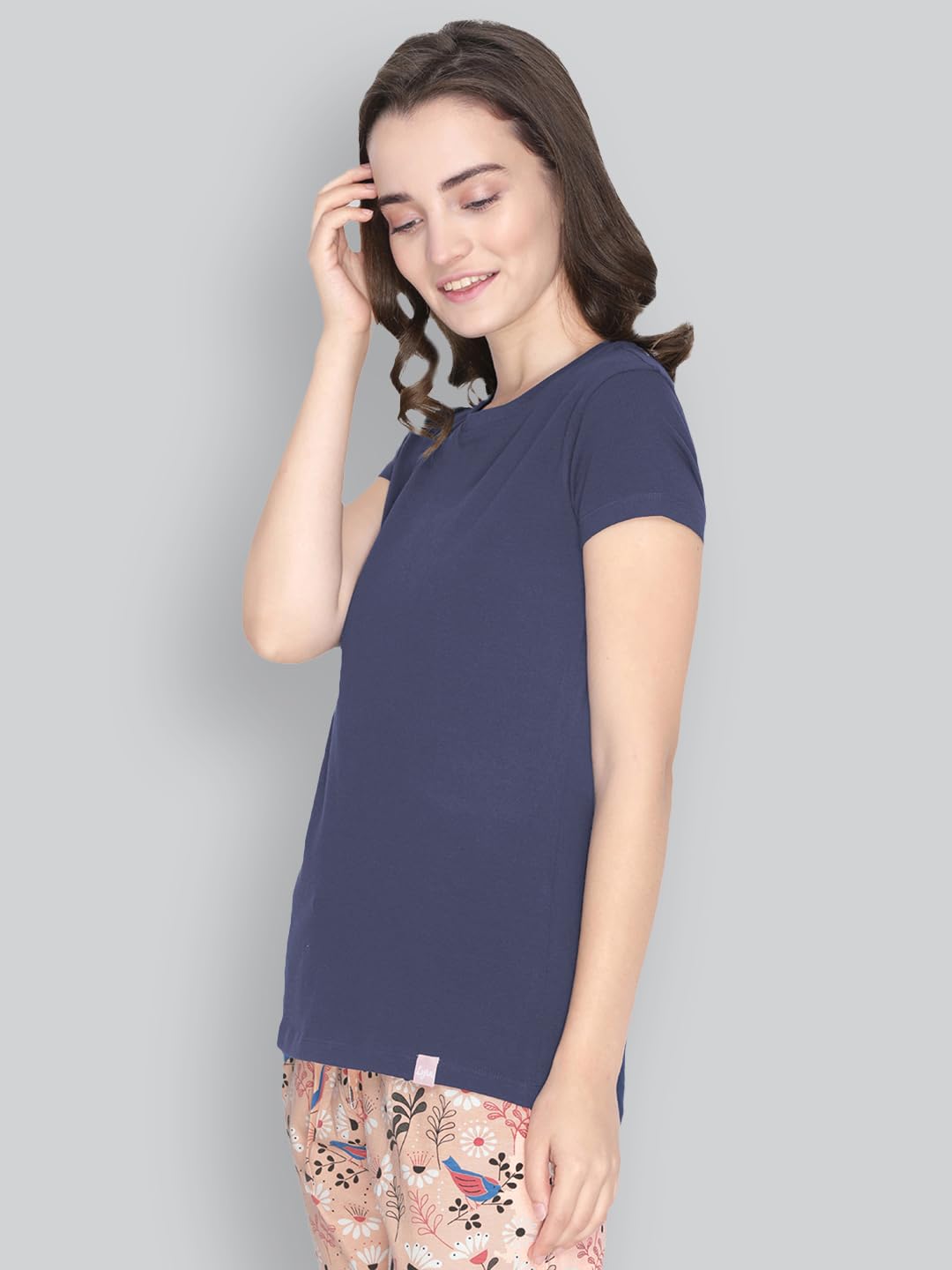 Lyra Women Solid Round Neck Tshirt