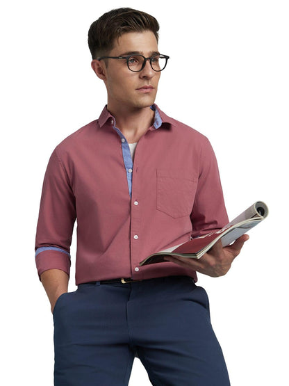 Dennis Lingo Men Solid Spread Collar Full Sleeves Regular Fit Casual Shirt Light Pink
