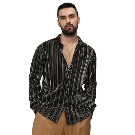 Campus Sutra MenS Jet Black & Metallic Gold Pleat-Creased Shirt For Casual Wear | Spread Collar | Long Sleeve | Button Closure