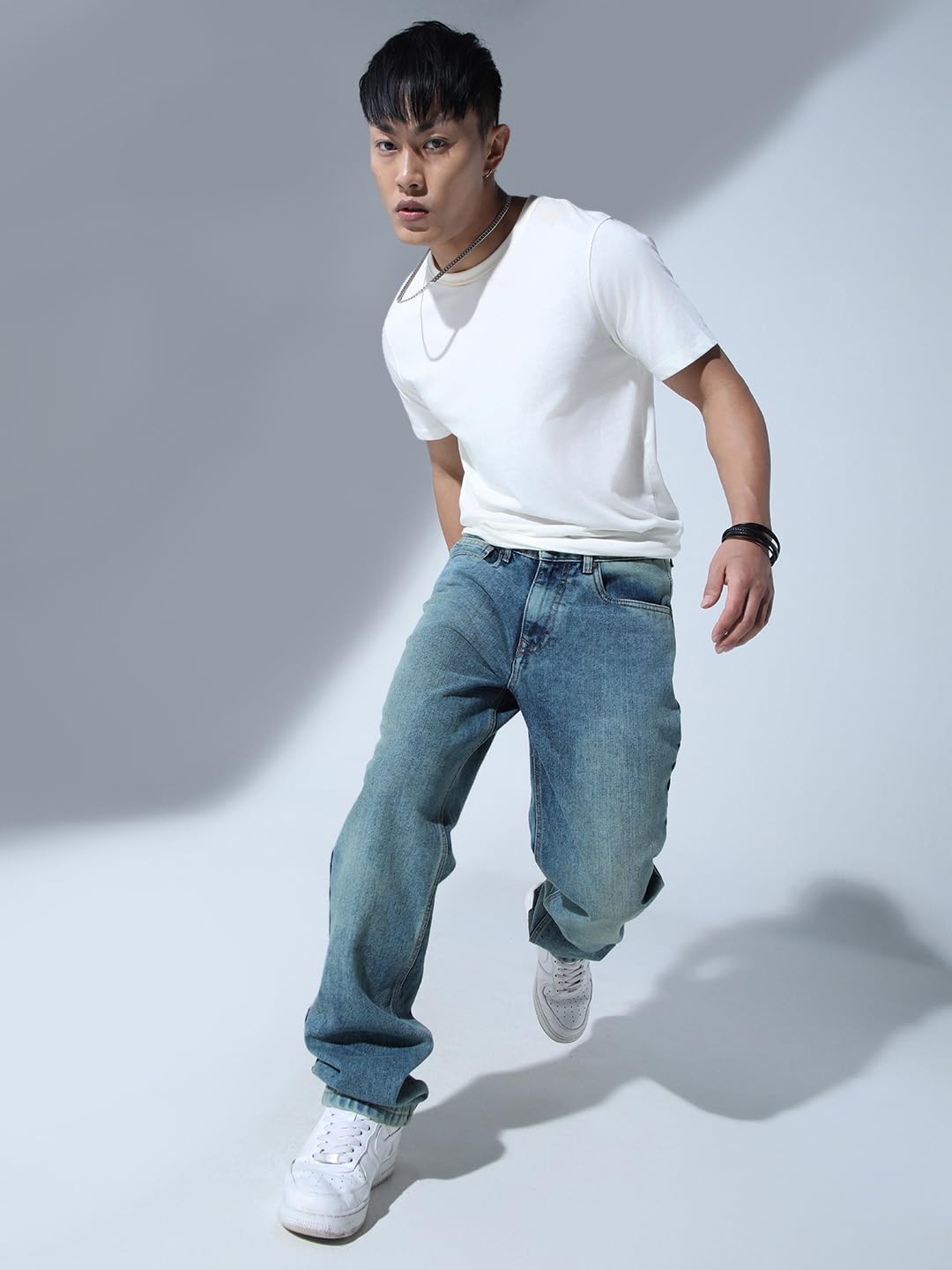 Hubberholme Men Blue Cotton Straight Fit Casual Jeans