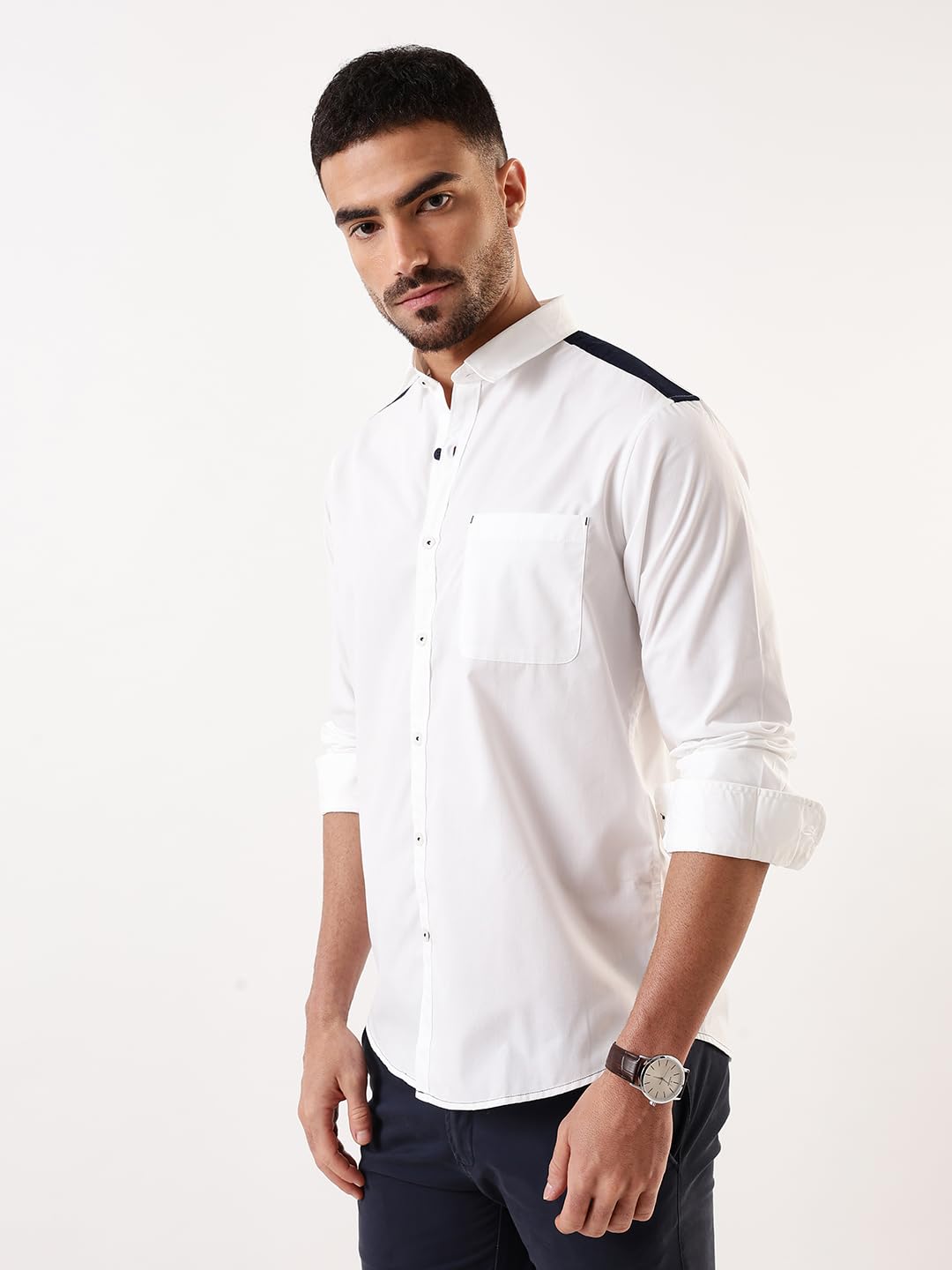 Dennis Lingo Men White - Navy Solid Spread Collar Full Sleeves Regular Fit Cotton Casual Shirt