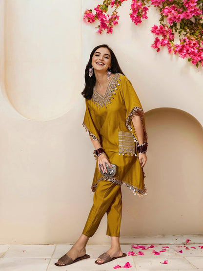 Ishin Women Mustard Embellished Zari Work Kaftan With Solid Pants