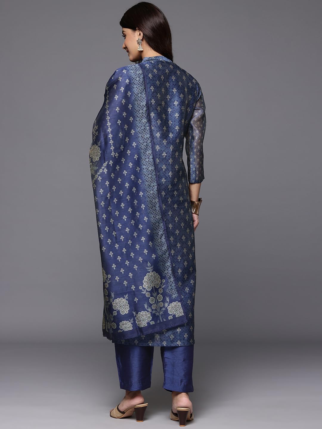 Varanga Women Blue Floral Printed Mandarin Collar Straight Kurta With Three-Quarter Sleeves, Paired With Solid Bottom And Printe