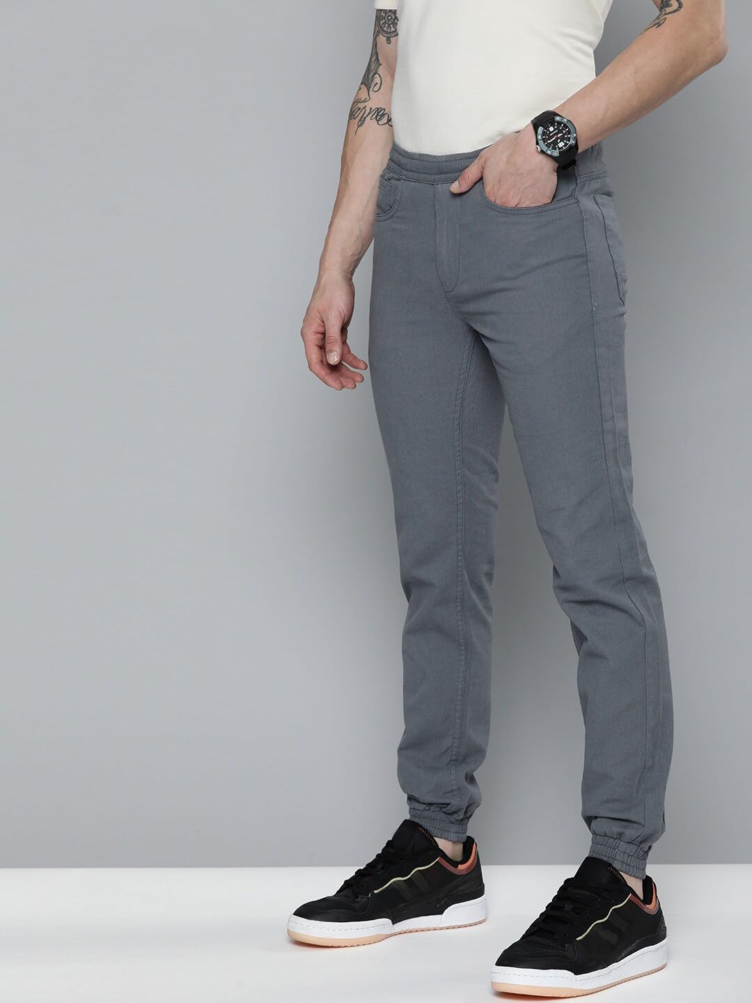 The Indian Garage Co Men Slim Fit Solid Mid-Rise Joggers Blue