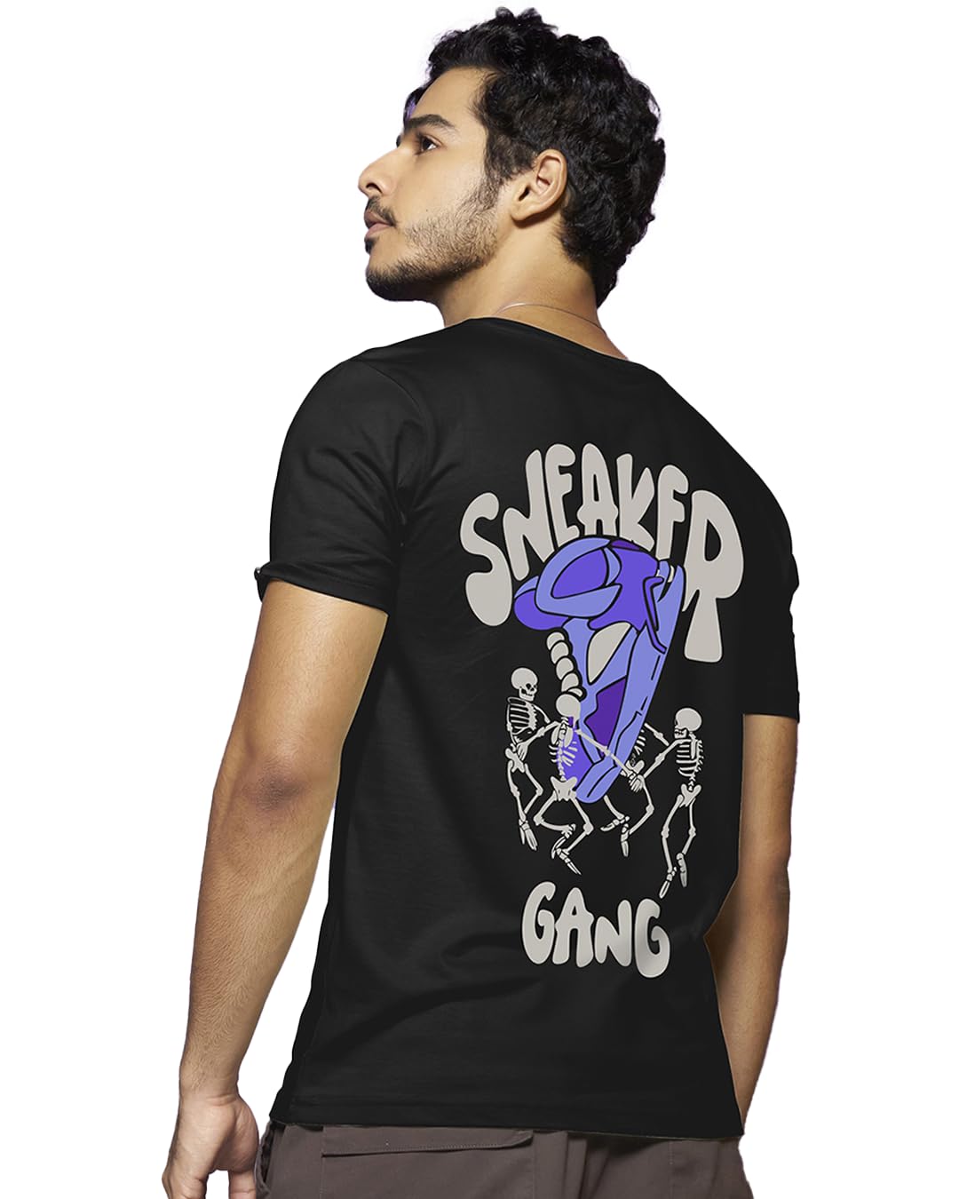 Bewakoof Mens Sneaker Gang Graphic Printed 100% Cotton T-Shirt - Regular Fit, Round Neck, Half Sleeves_595580_Black_XL