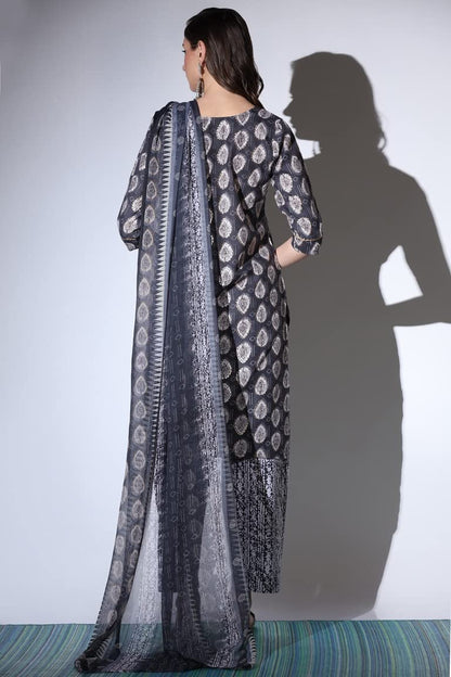 DHRUVI TRENDZ Kurti for Women | Cotton Blend Batik Leaf Printed Straight Kurtis | Boatneck Knee Length Kurtis for Women | Indian Kurta Perfect for Festival | Gift for Women |