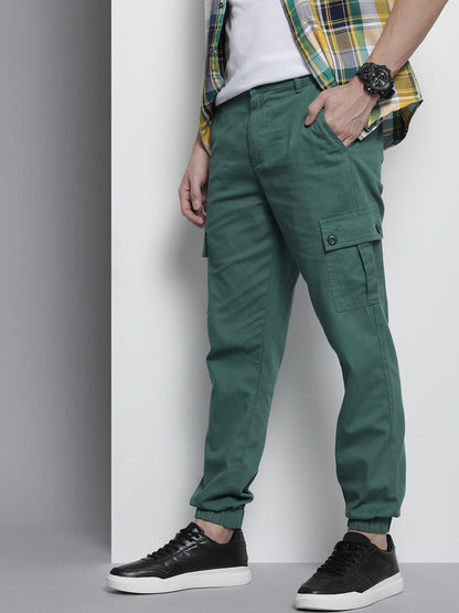 The Indian Garage Co Men Slim Fit Solid Mid-Rise Stretchable Cuffed Cargos