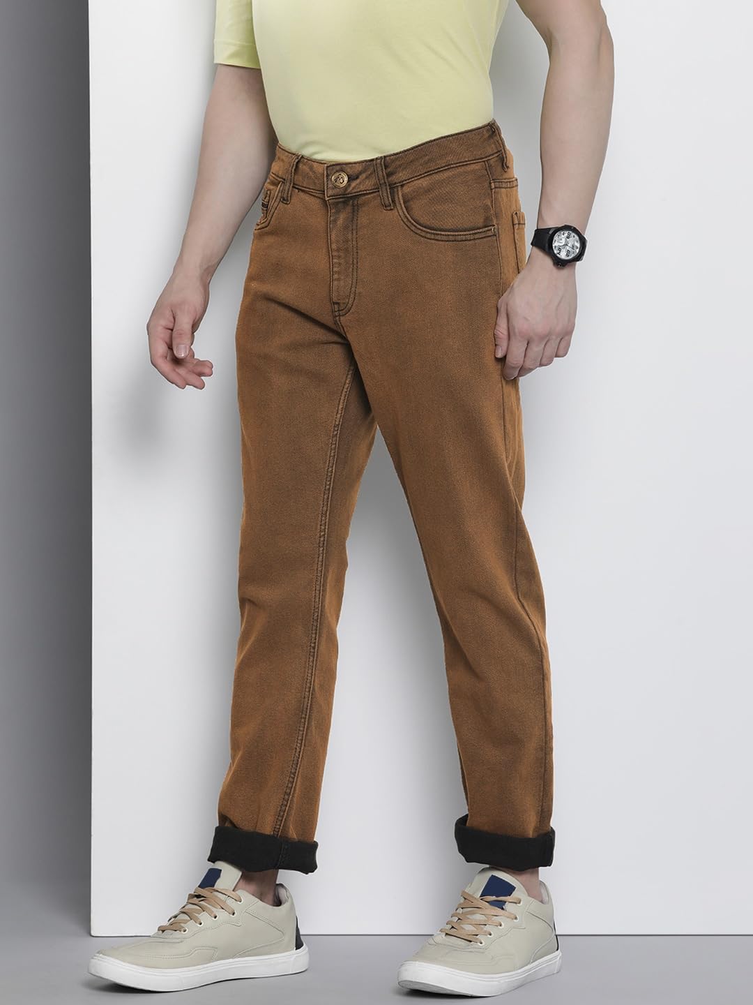 The Indian Garage Co Men Slim Straight Fit Solid Mid-Rise Stretchable Jeans Brown