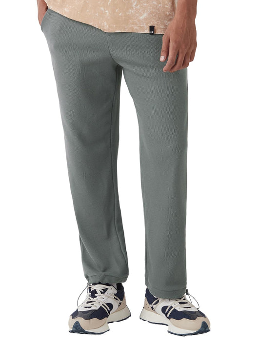 Bewakoof Heavy Duty 1.0 Mens Textured Regular Fit Cotton Blend Parachute Pants_646507_Grey_XL
