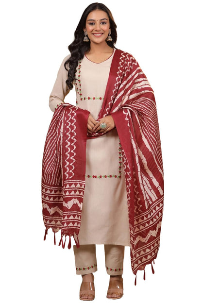 Gosriki WomenS Cotton Blend Straight Embroidered Kurta With Pant & Dupatta (Dd Beige-Gs_5Xl_Beige_Xxxxx-Large)