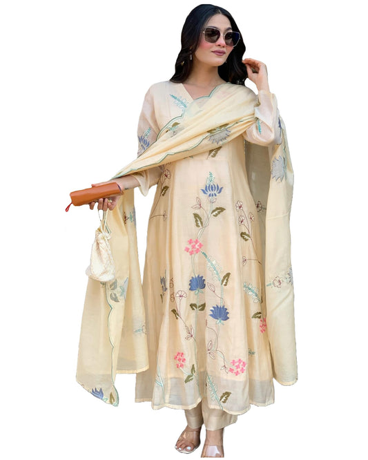 Gosriki WomenS Chanderi Anarkali Printed Kurta With Pant & Dupatta (Shastra Cram-Gs_Xxl_Cream_Xx-Large)