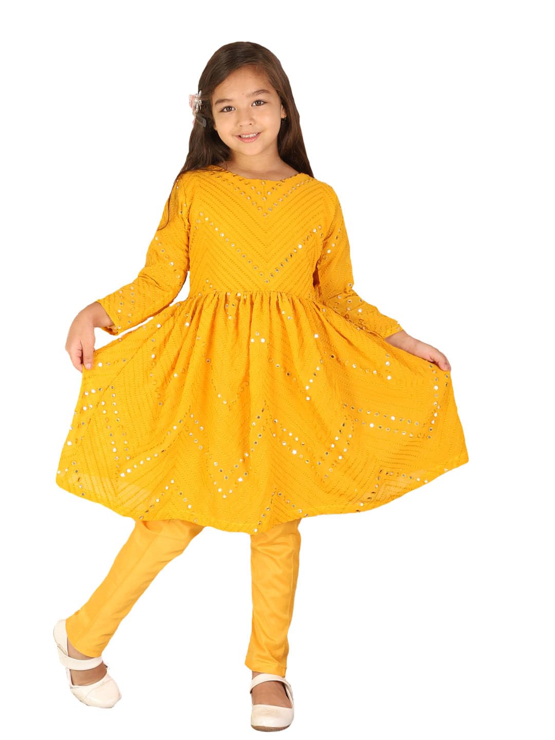 VASTRAMAY Girls Yellow Kurta And Churidar_VASGK133YWnVCYW_34