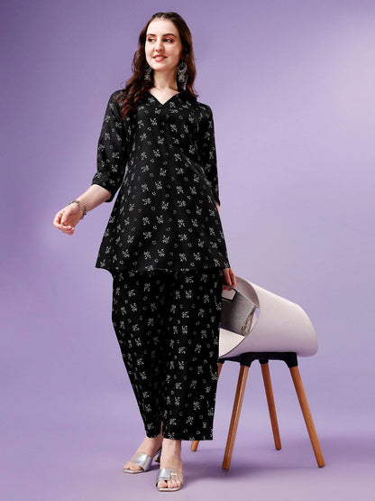 Yashika Women Women's Trendy Printed Short Flared Cotton Blend Kurta Palaazo Set