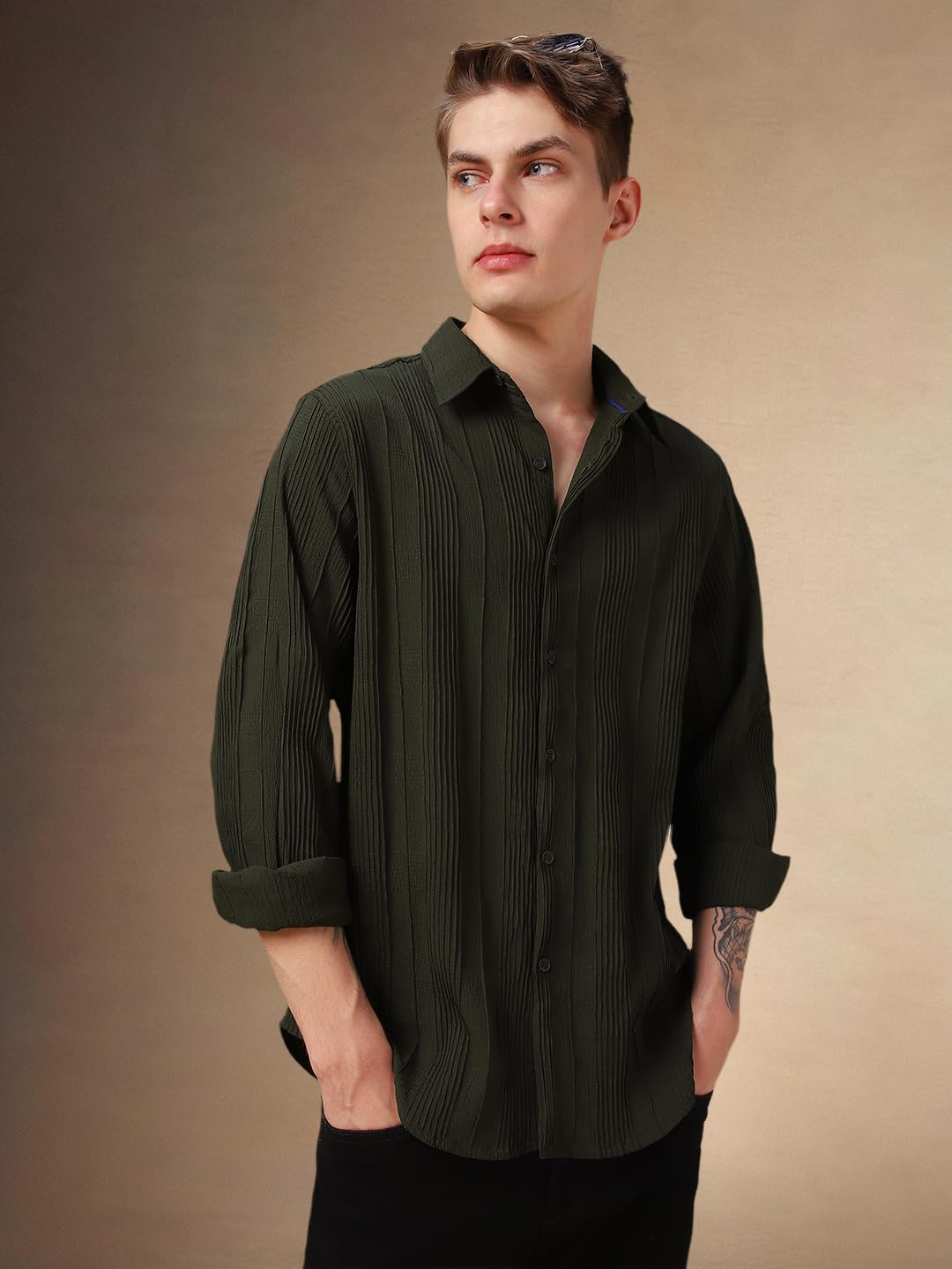 Dennis Lingo Men Green Textured Polyester Regular Fit Full Sleeve Shirts