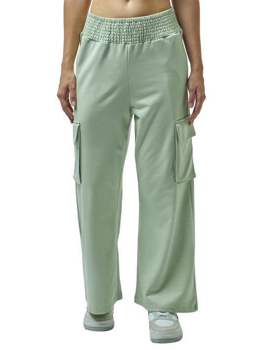 Bewakoof Air 1.0 Womens Solid Flared Cotton Blend Cargo Track Pants_585677_Green_S