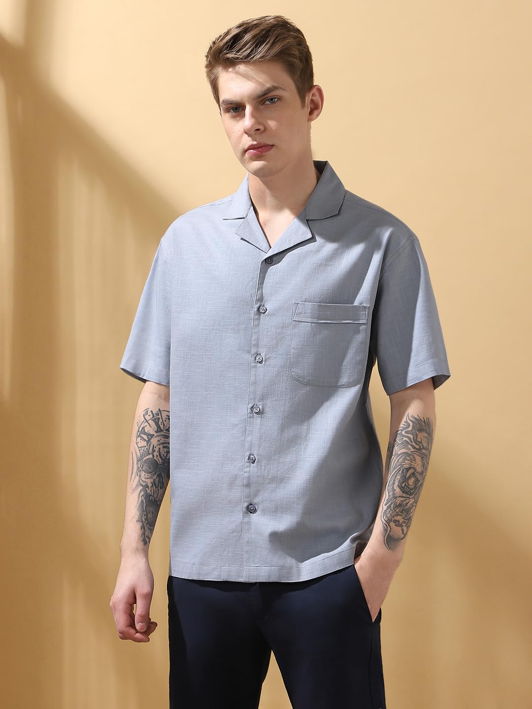Dennis Lingo Men Relaxed Fit Blue Half Sleeves Cotton Casual Shirt