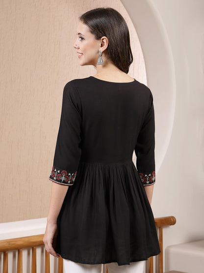 Stylum Womens Black Solid & Embroidered Rayon Peplum Top