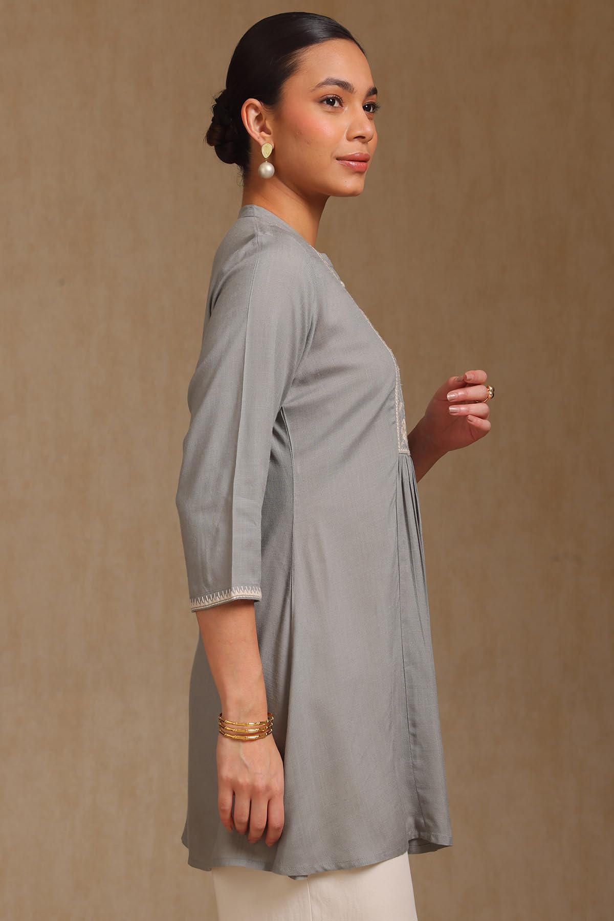 Soch Womens Grey Viscose Solid Tunic with Thread Work