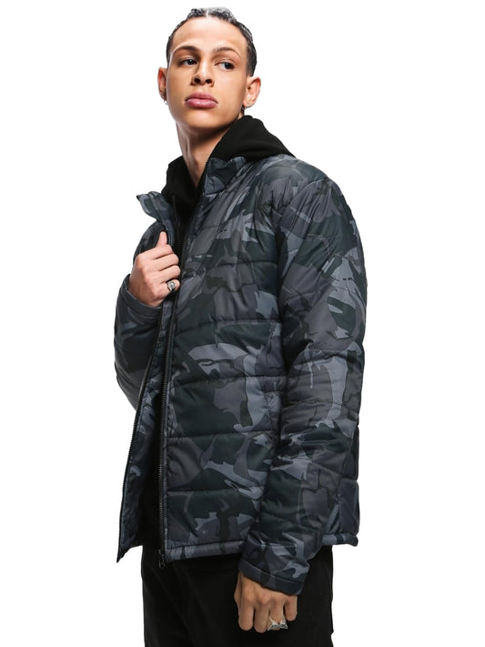 Bewakoof Mens Camouflage Oversized Fit Full Sleeve Stand Collar Nylon Puffer Jacket_498983_Grey_S