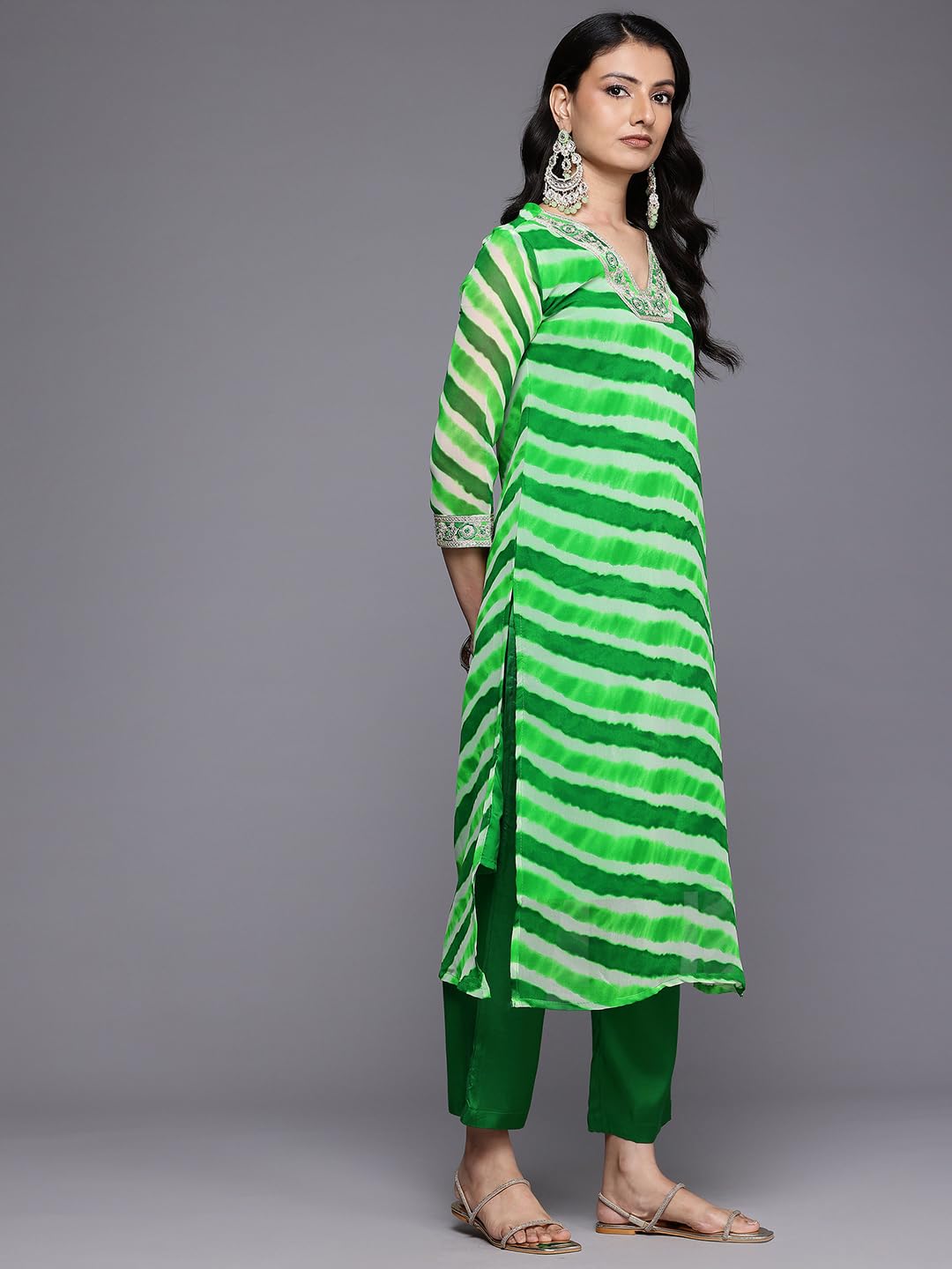 Varanga Women Green Leheriya Zari And Sequins Embroidered Kurta Set With Dupatta