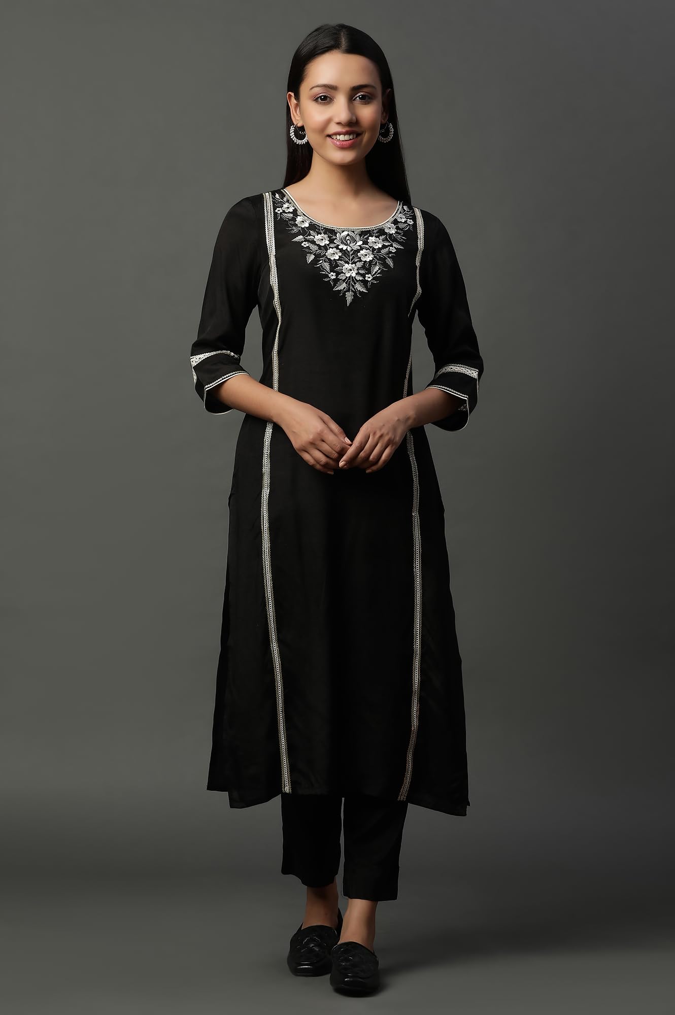 Aurelia WomenS Viscose Regular Kurta (24Fea15104_Black