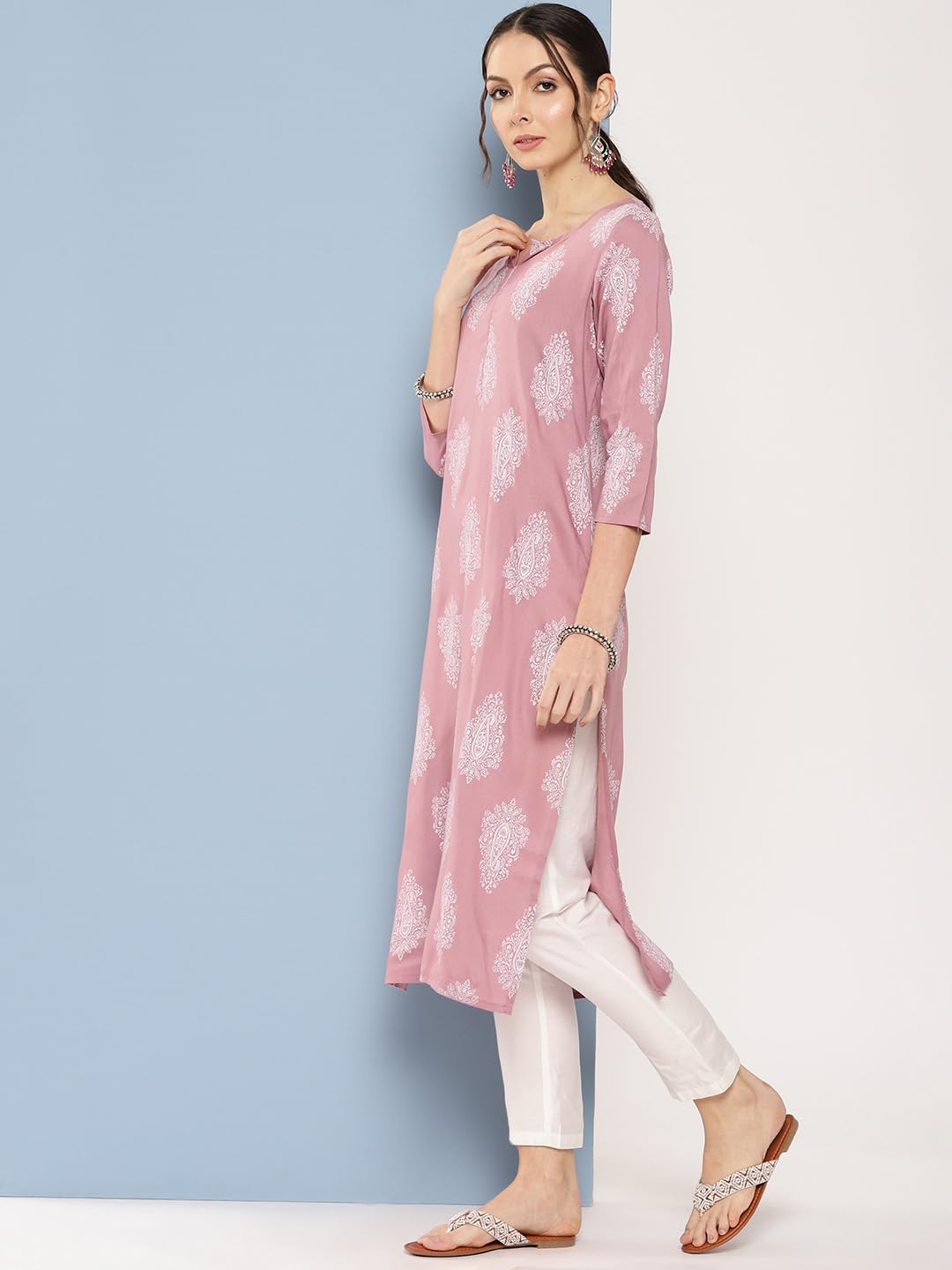anubhutee Women's Cotton Ethnic Motifs Pink Straight Kurta