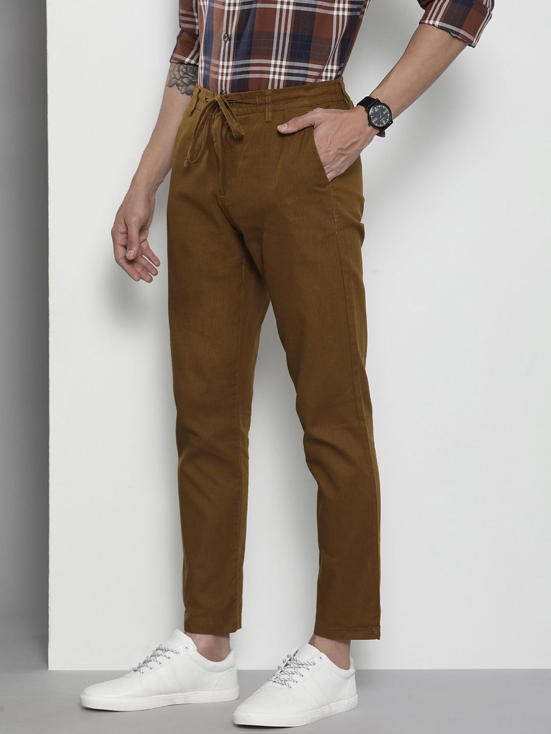 The Indian Garage Co Men Slim Fit Solid Mid-Rise Elasticated Linen Trousers Bronze Brown
