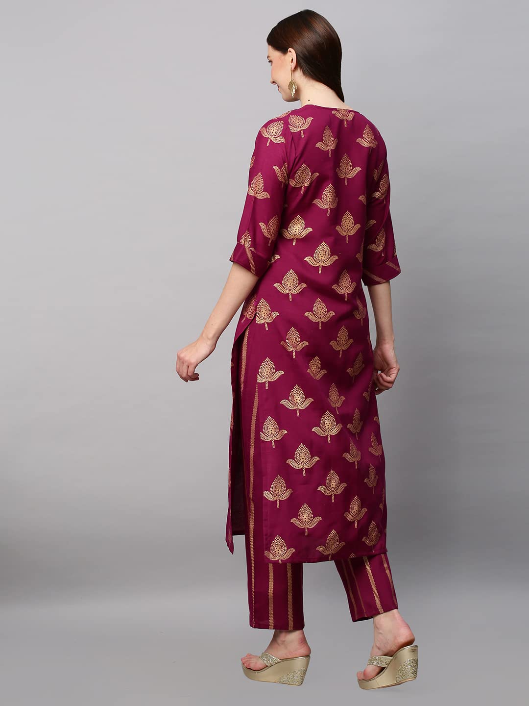 GoSriKi Women's Cotton Blend Printed Straight Kurta with Pant (Garbha-GS)