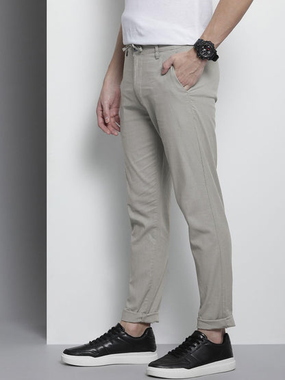 The Indian Garage Co Men Slim Fit Solid Mid-Rise Elasticated Linen Trousers Natural Grey