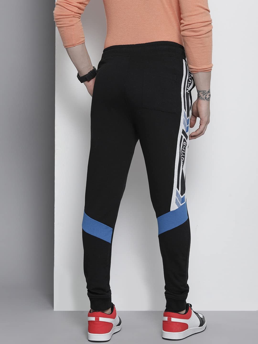 The Indian Garage Co Men Slim Fit Placement Print Mid-Rise Knitted Joggers Black