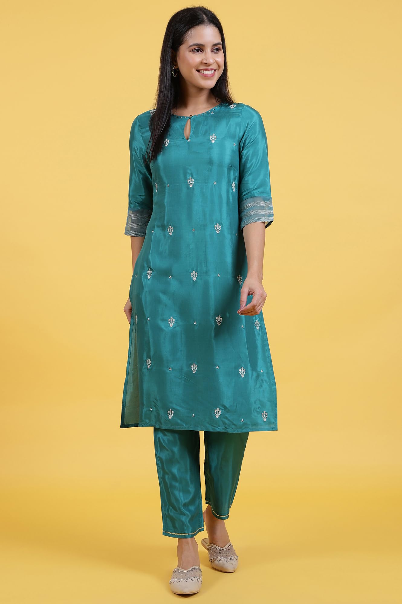W For Woman Pink Glitter Printed Embroidered Straight Kurta