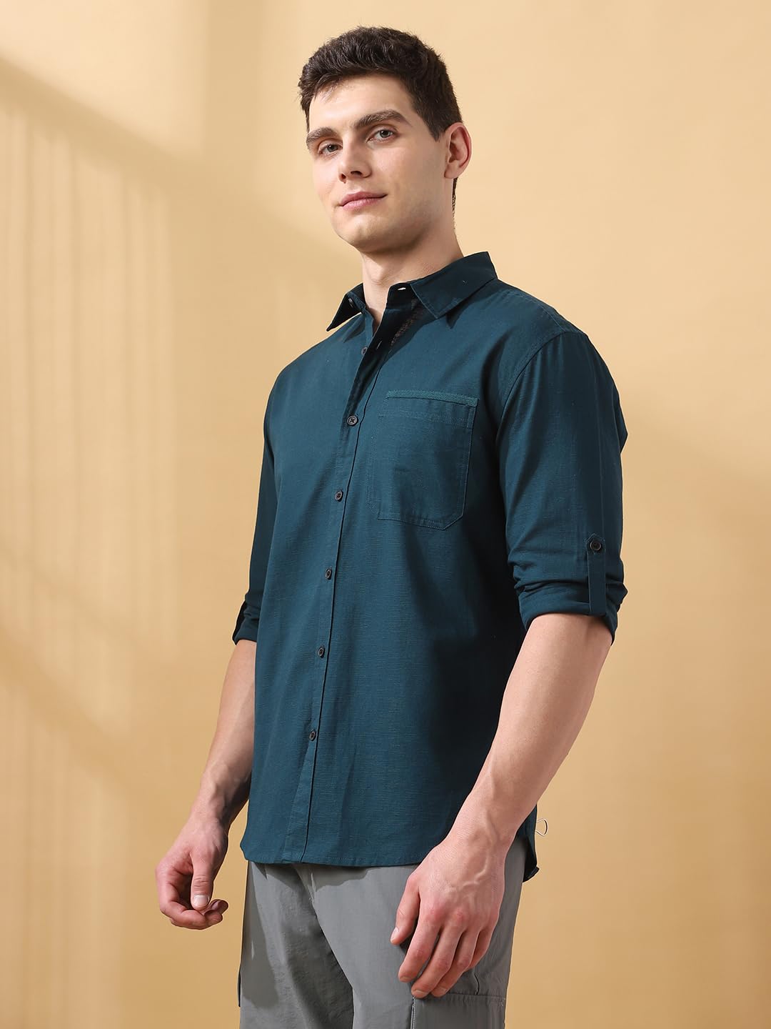 Dennis Lingo Men Solid Cotton Slub Spread Collar Full Sleeves Regular Fit Shirt Dark Green