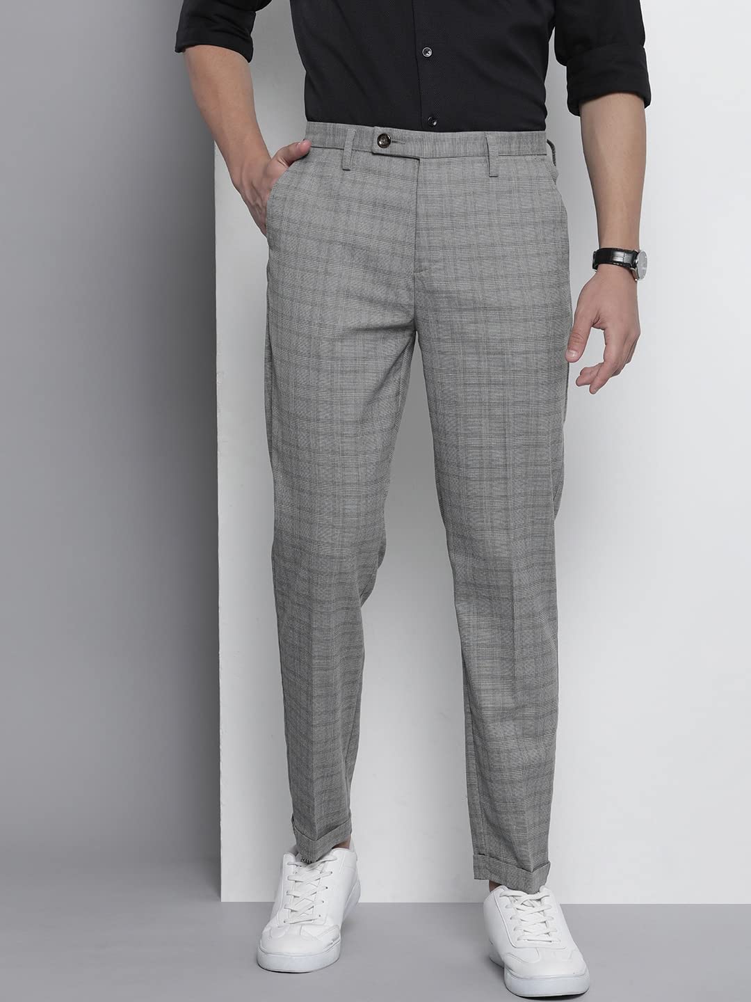 The Indian Garage Co Men Regular Fit Solid Mid-Rise Stretchable Trousers Grey