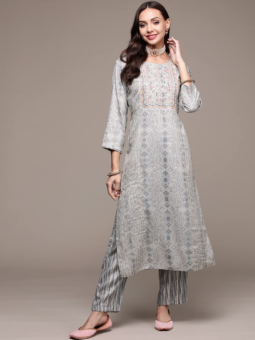 anubhutee Women's Muslin Grey Bandhani Printed Straight Kurta Suit Set with Pants