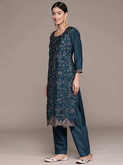 ishin Women's Mint Embellished with Sequins Silk Straight Kurta Suit Set with Trousers