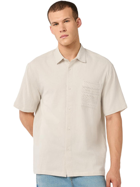 Bewakoof MenS Textured Oversized Fit Half Sleeve Collar Pure Cotton Shirt_685439_Off White_Xl