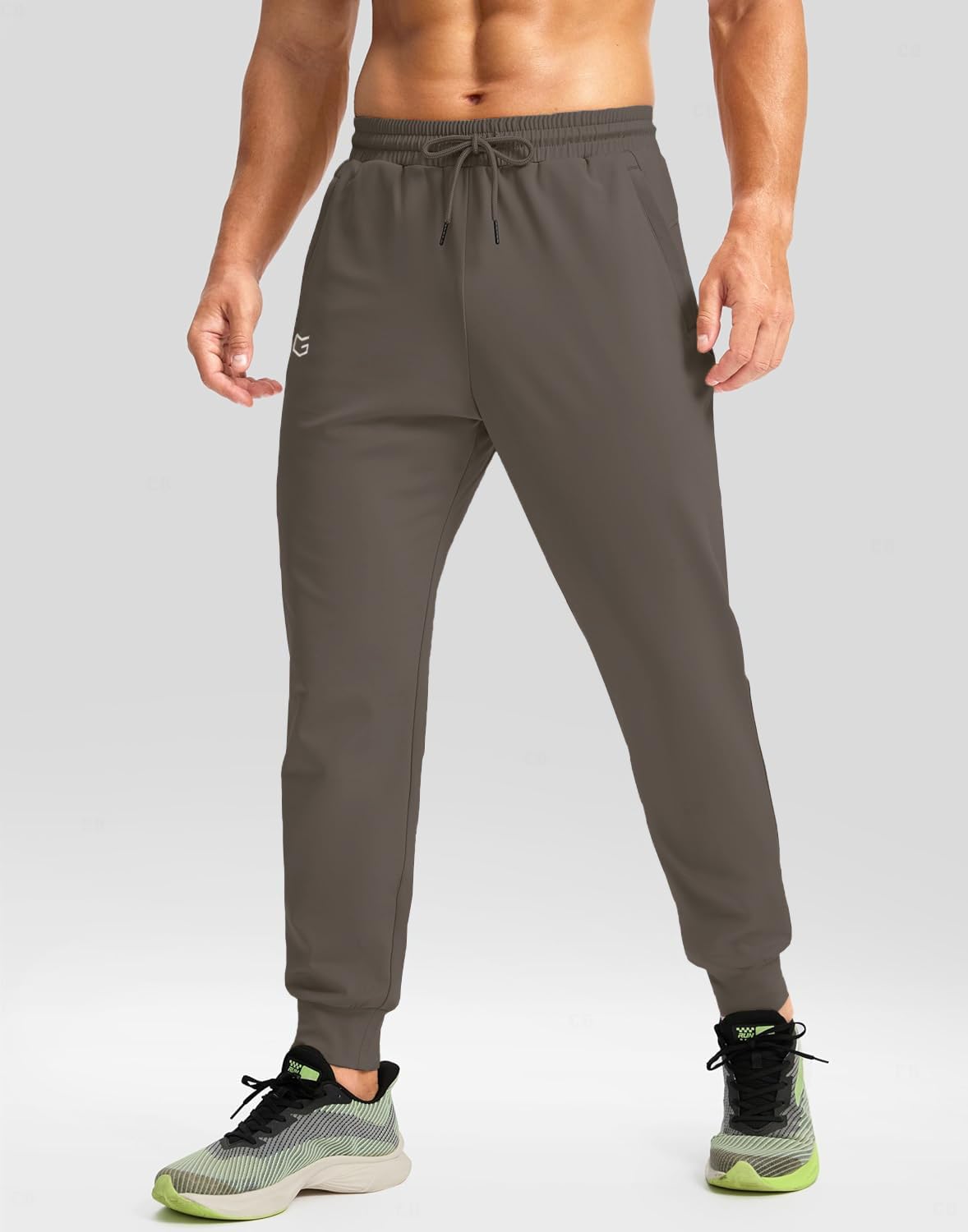 CB-COLEBROOK Mens Fleece Joggers with Zipper Pockets Solid TreckPants Water Resistant Athletic Workout Gym Sweatpants for Men (