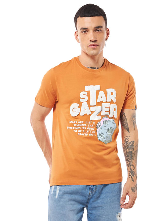 Bewakoof Mens Graphic Printed Regular Fit Half Sleeve Round Neck Cotton Lycra T-Shirt_644908_Orange_XL