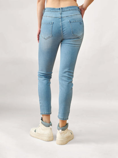Lyra WomenS Mid-Rise Slimfit Ankle Length Jeans|Stretchable Fabric For Comfort|Trendy & Stylish Denim|Size - 34