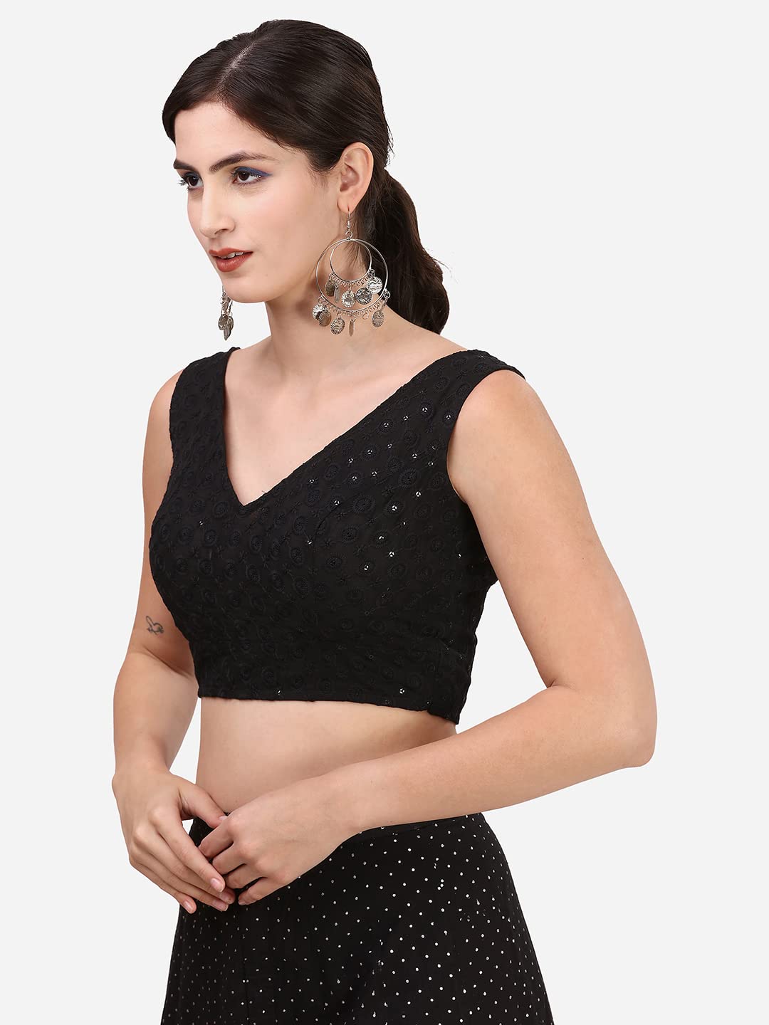 OOMPH! Womens Indian Ethnic Wear Designer Round Leaf Pattern V Neck Sleeveless Cotton Black Blouse for Saree or Lehnga and Blou