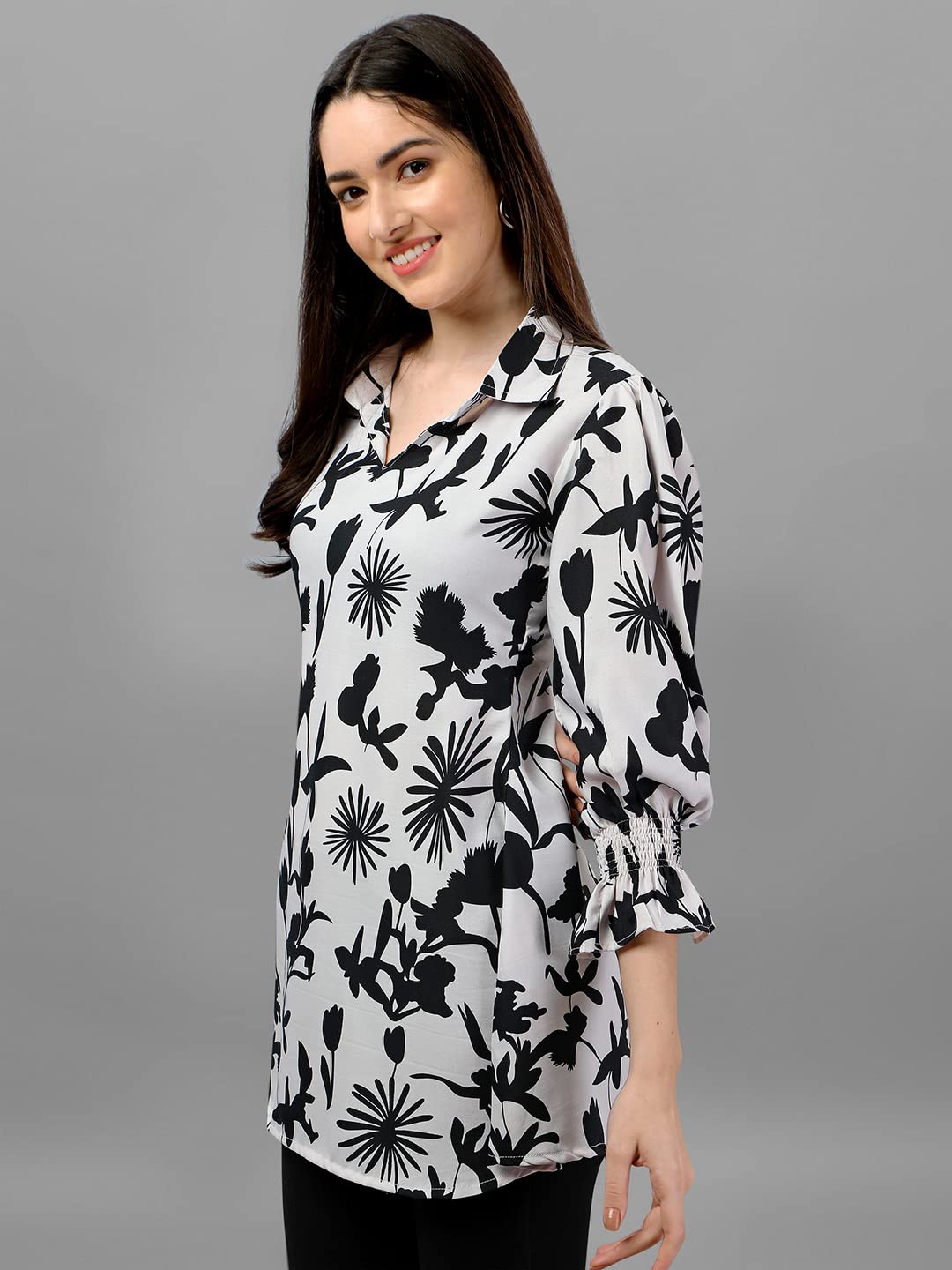 Gufrina WomenS Rayon Top With 3/4Th Bell Sleeves Floral Printed Pattern Regular Fit Wingtip Neck And Standard Length
