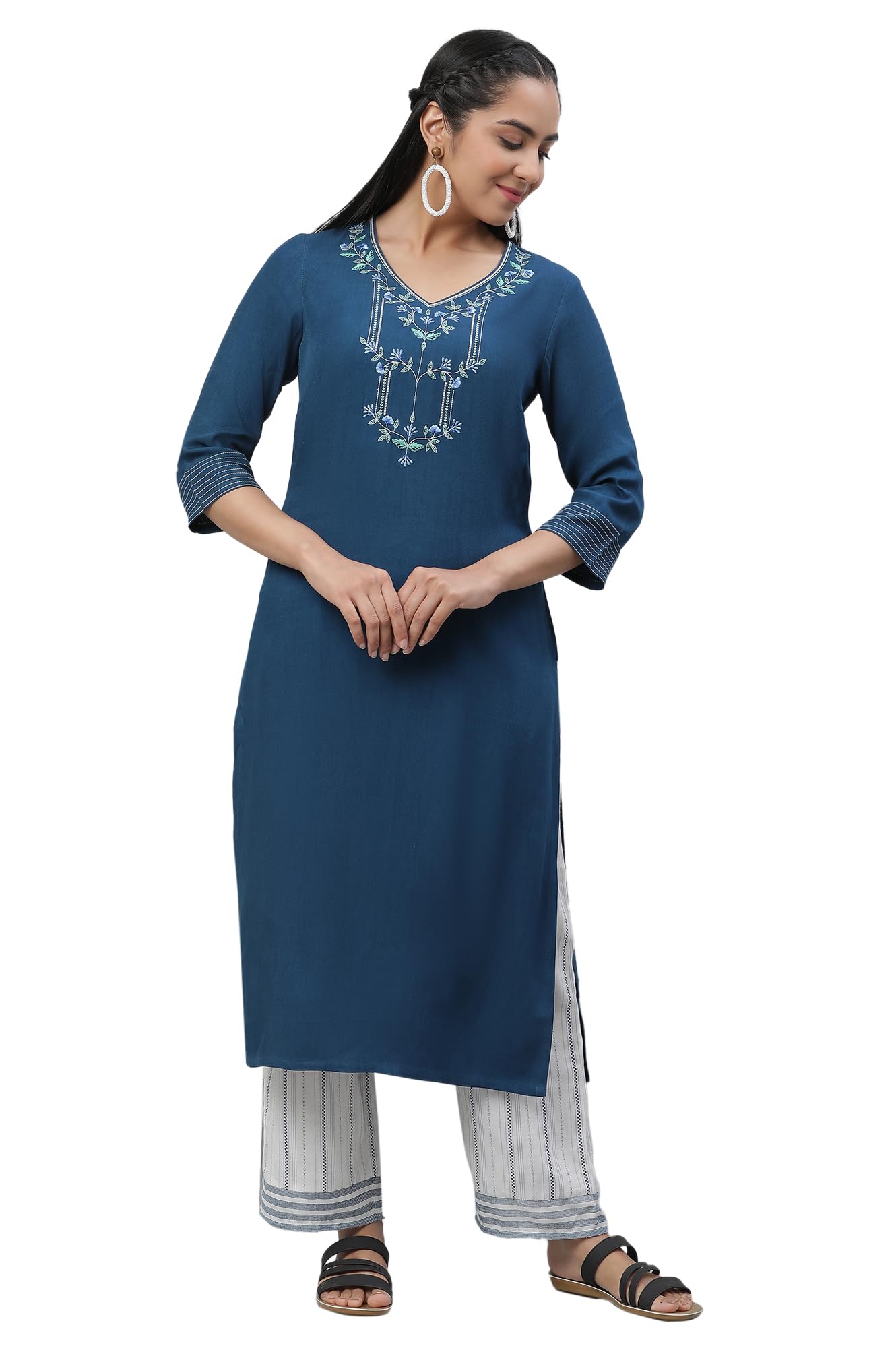 Aurelia Women's Jewel Solid Viscose Straight Kurta_23AUA14492-606450_S