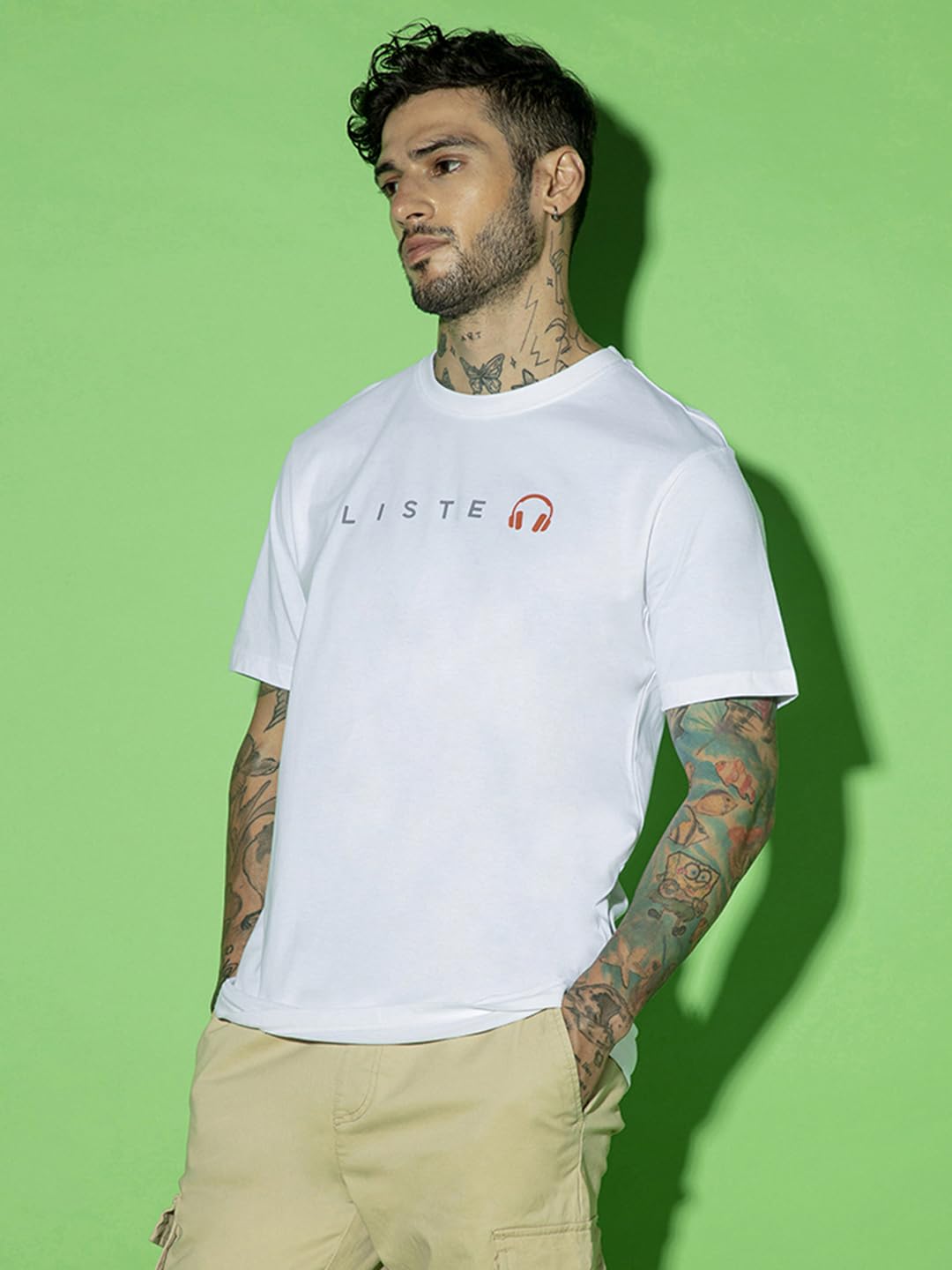 Bewakoof Mens Printed Regular Fit Half Sleeve Round Neck Cotton T-Shirt