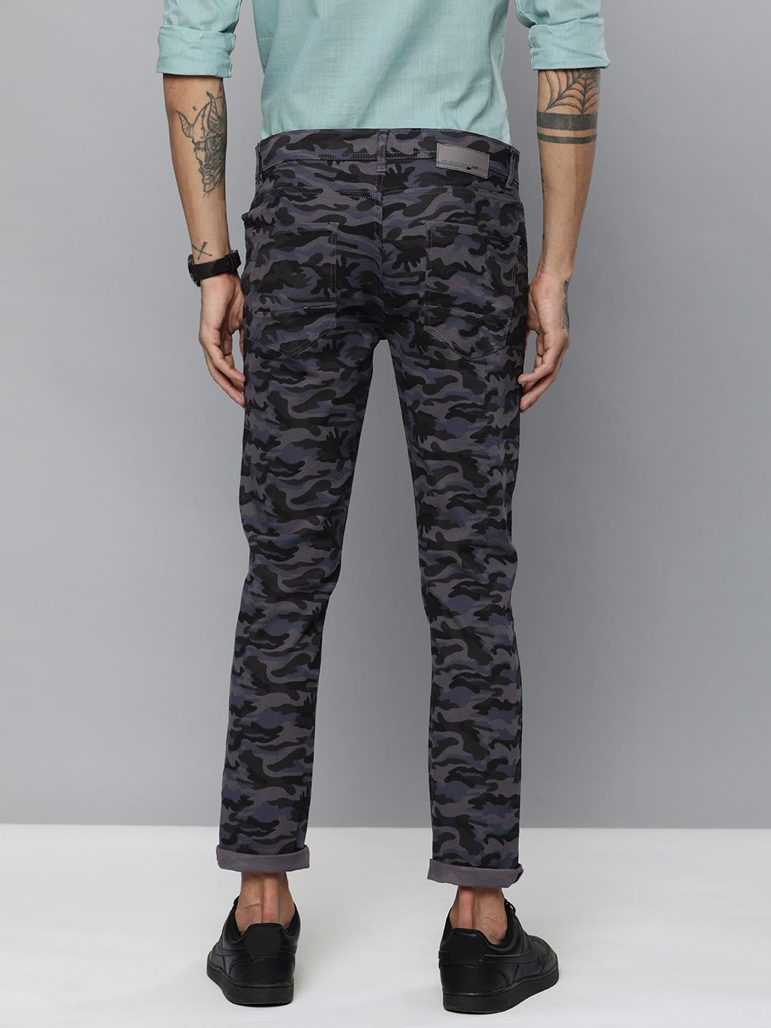 The Indian Garage Co Men Slim Fit Camouflage Mid-Rise Chinos