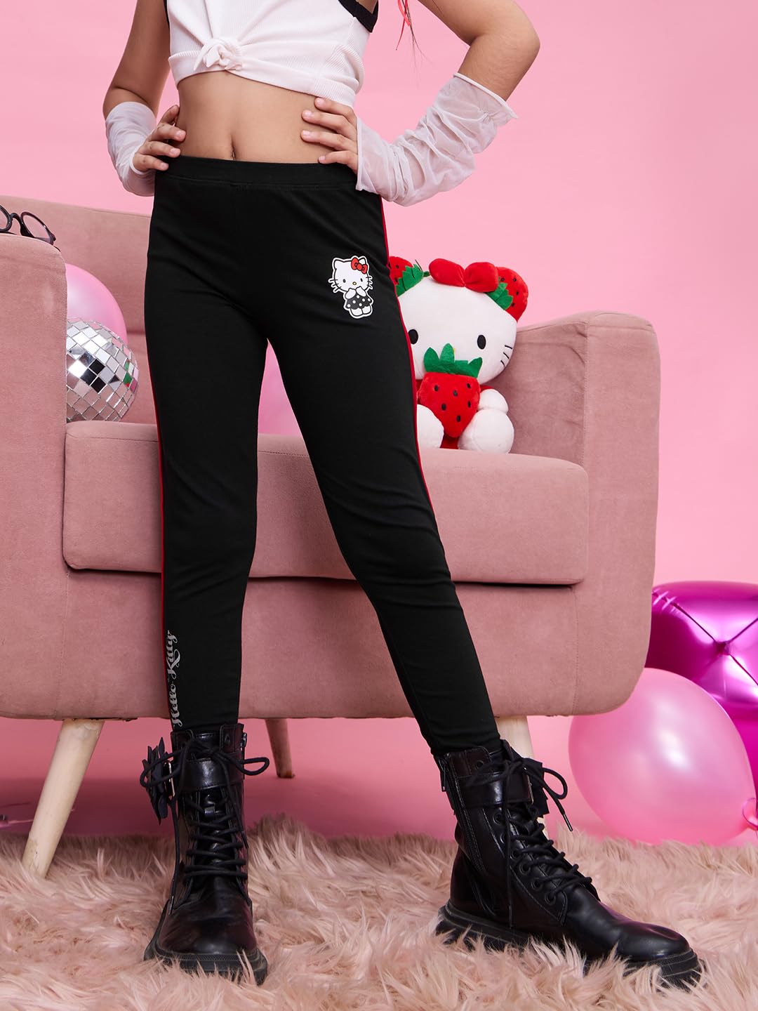 The Souled Store Official Hello Kitty: Glitter Girls Pull On Black Cotton Leggings
