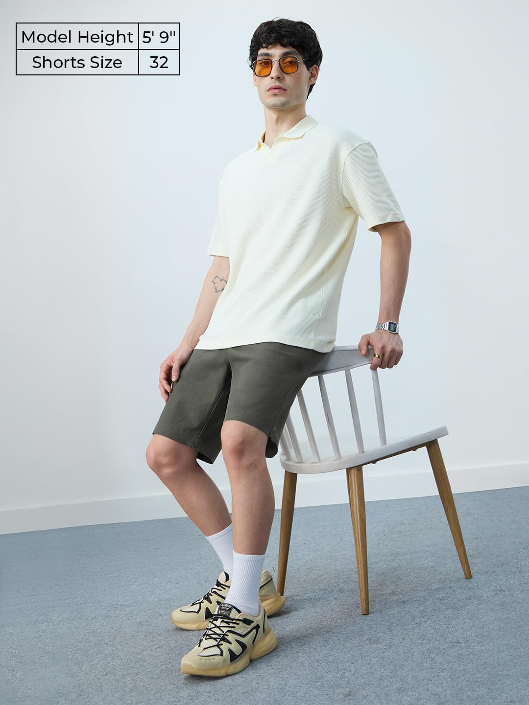 The Souled Store Chino Shorts: Slate Green Men and Boys Buttoned Solid Regular Fit Knee Length Cotton Blend Chino Shorts