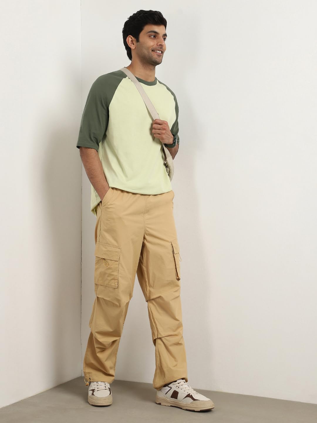 Nobero MenS Colorblock Oversized Fit T-Shirt (1M-Twts-R0103-Bl_Aloe Green