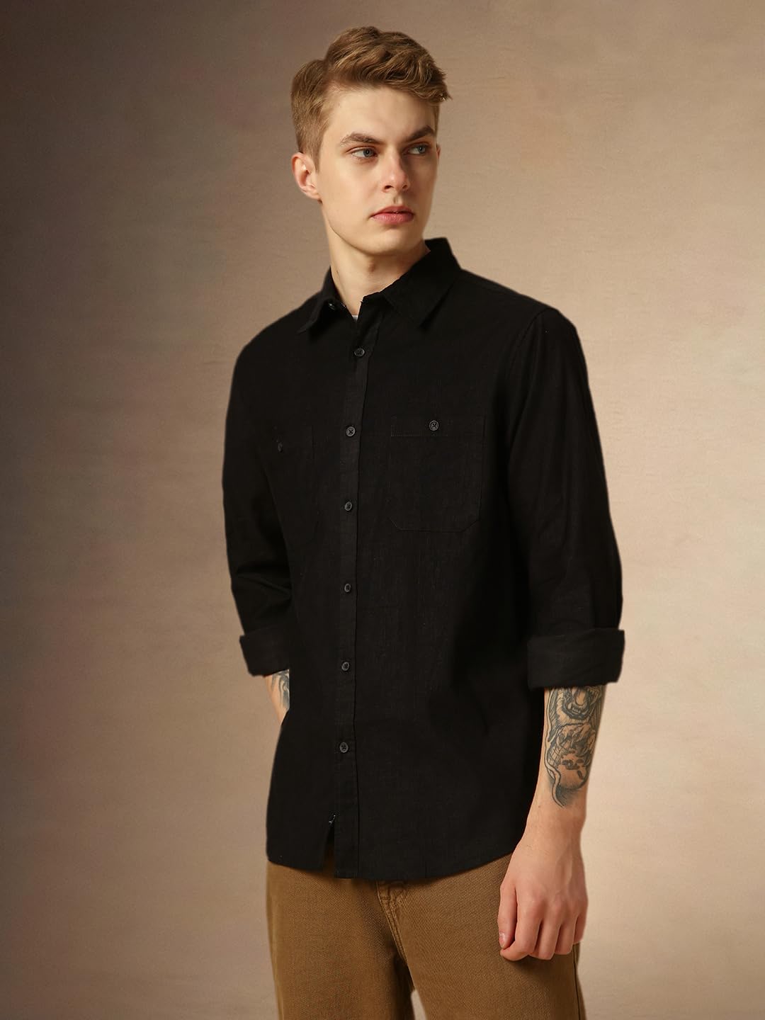 Dennis Lingo Men Black Solid Relaxed Fit Full Sleeve Spread Collar Shirts