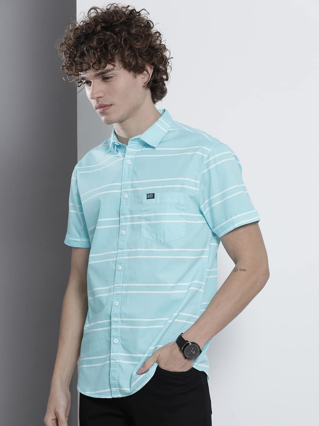 The Indian Garage Co Blue Regular Fit Spread Collar Striped Short Sleeves Shirt