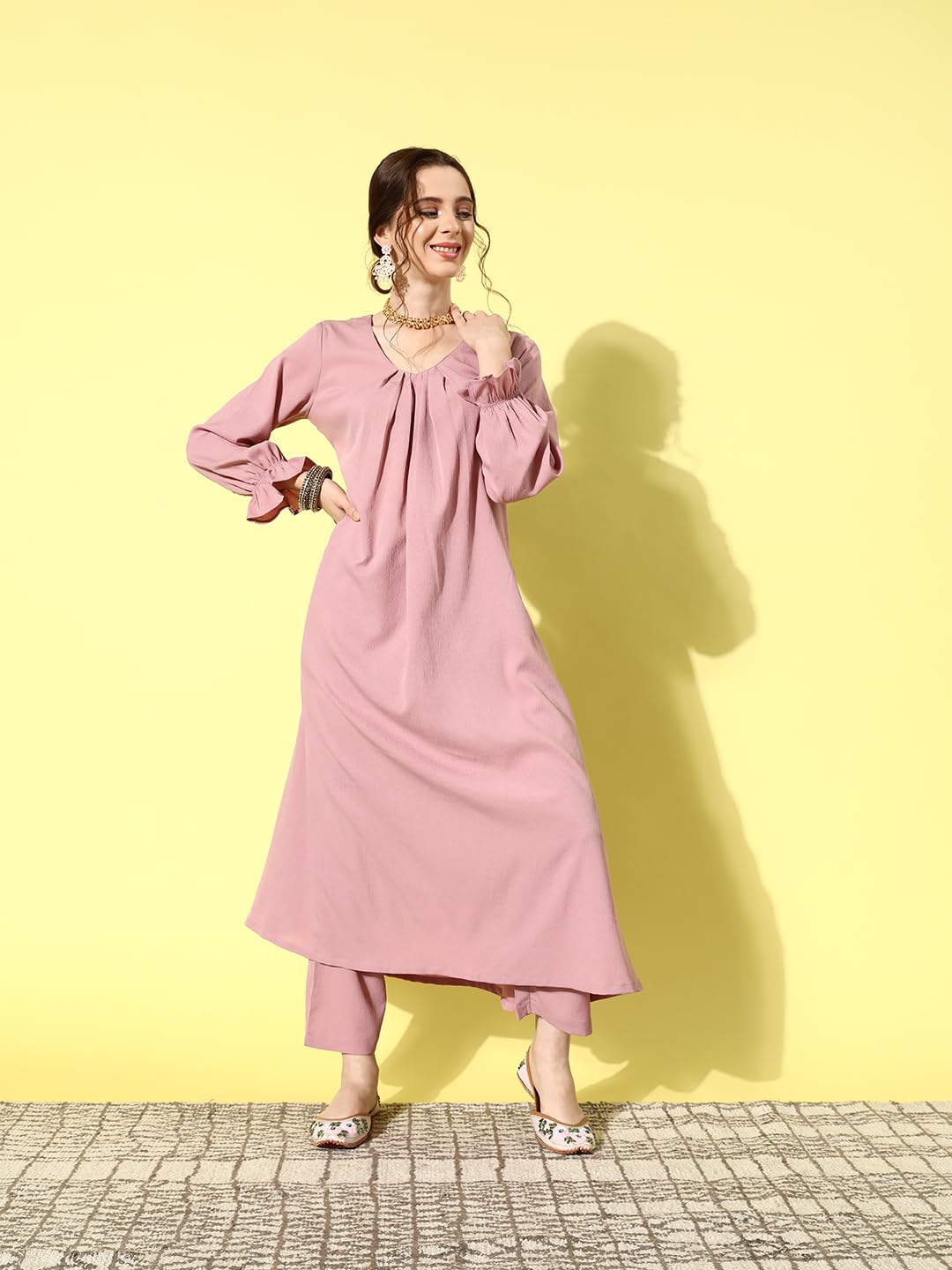 Varanga Women Mauve Colour, Bishop Sleeve A-Line Kurta Paired With Tonal Bottom